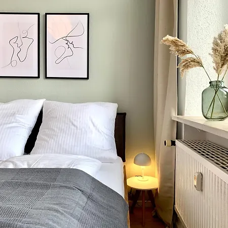 Cozy One Bedroom Apartment In Augsburg Buitenkant foto